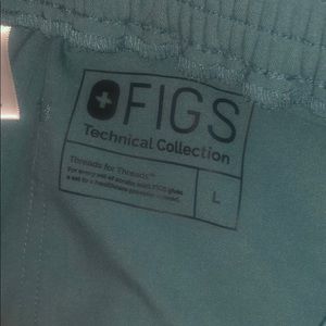 Figs yolo skinny fit